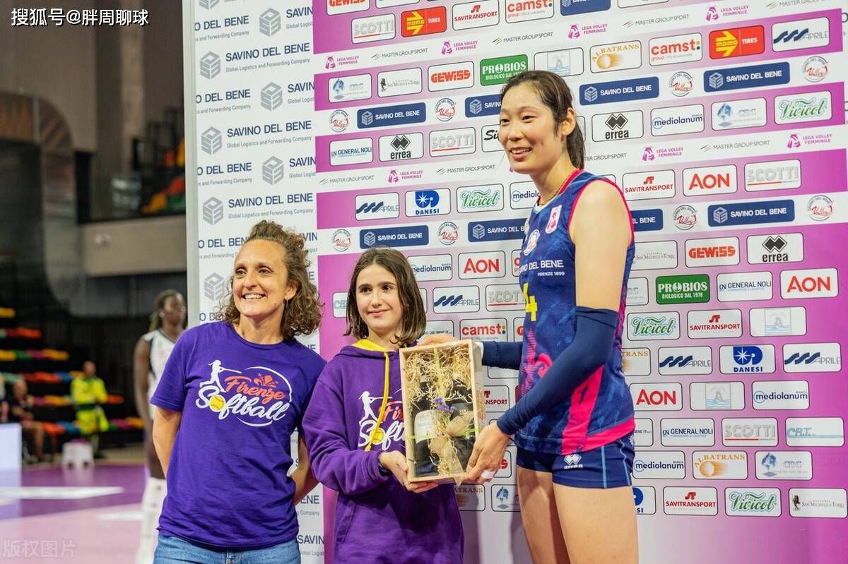 最终皇马4-2那不勒斯。